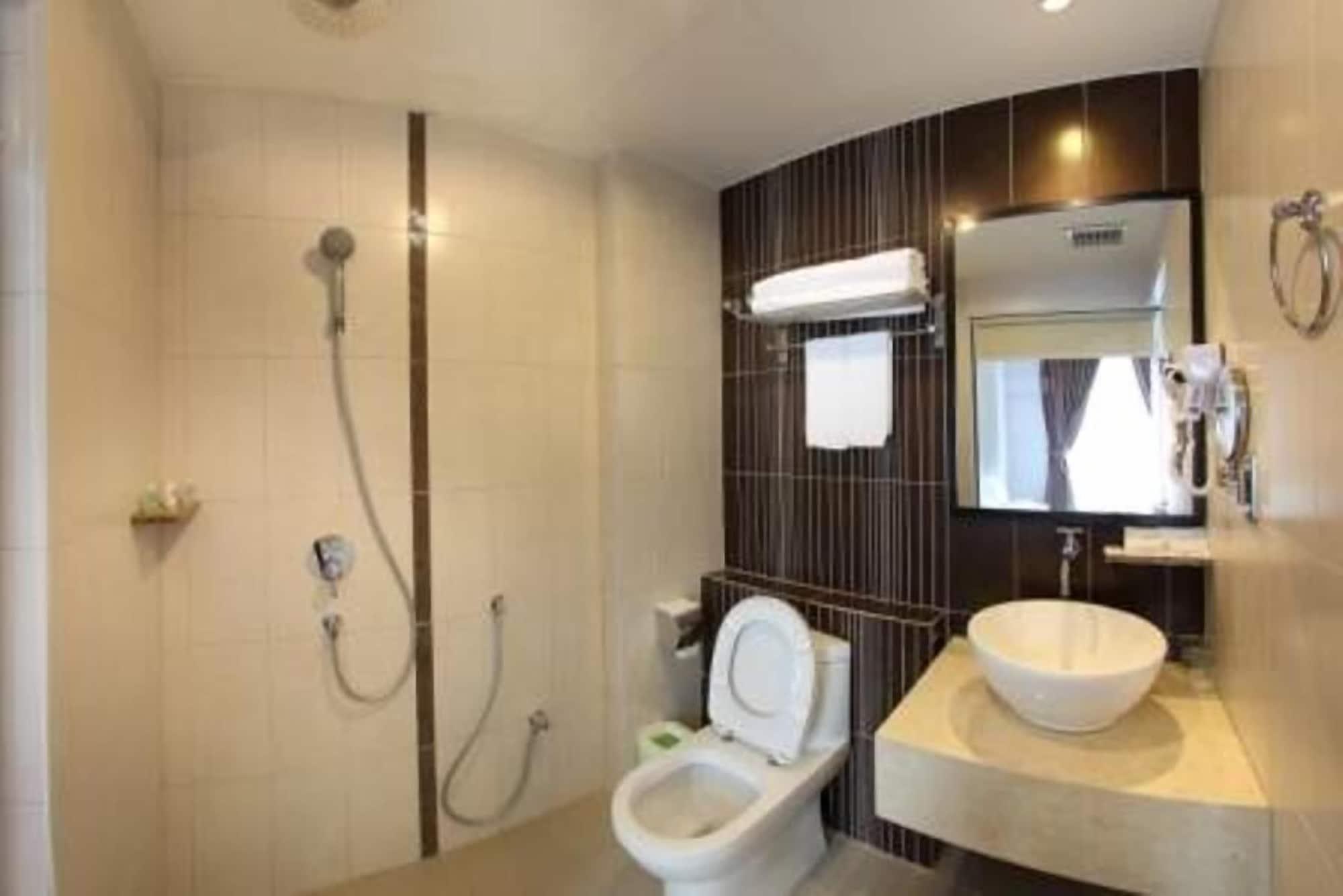Hotel Richbaliz Selayang Batu Caves Екстериор снимка