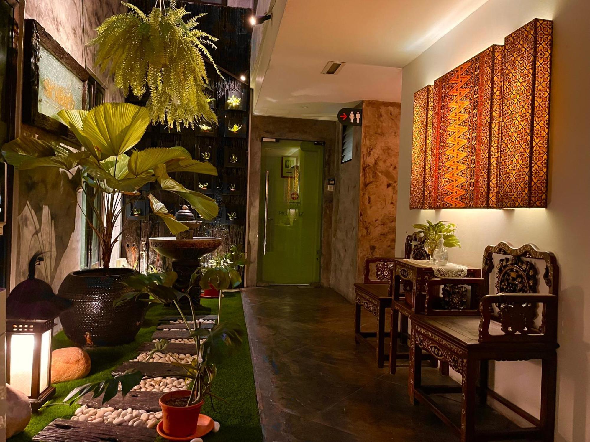 Hotel Richbaliz Selayang Batu Caves Екстериор снимка