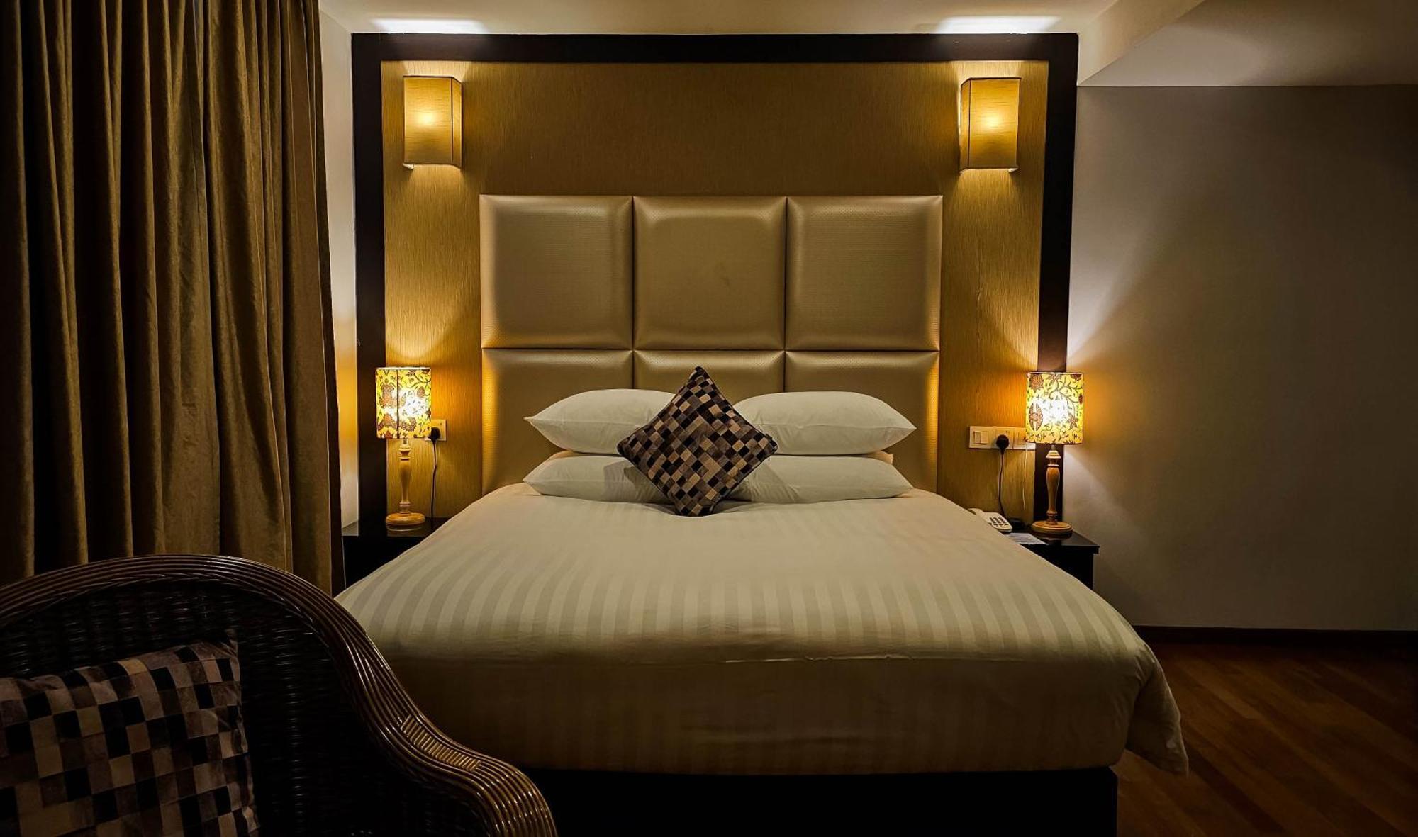 Hotel Richbaliz Selayang Batu Caves Екстериор снимка