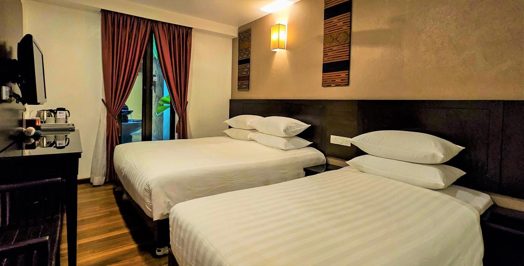 Hotel Richbaliz Selayang Batu Caves Екстериор снимка