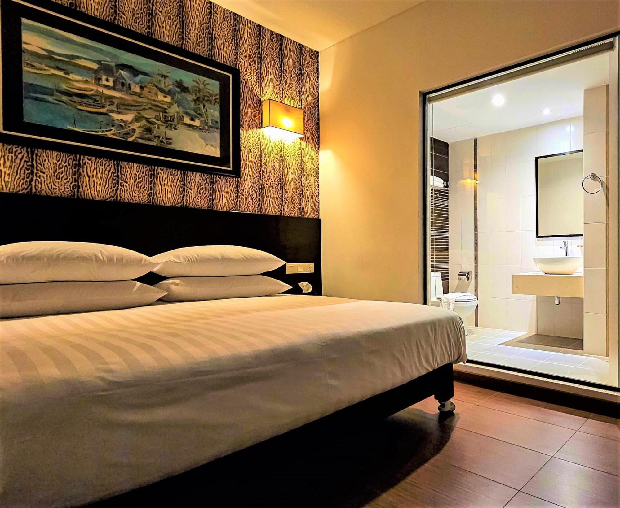 Hotel Richbaliz Selayang Batu Caves Екстериор снимка